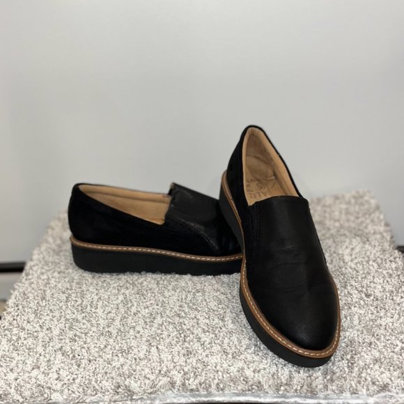 Naturalizer Effie Loafer 7.5M - Picture 2 of 6
